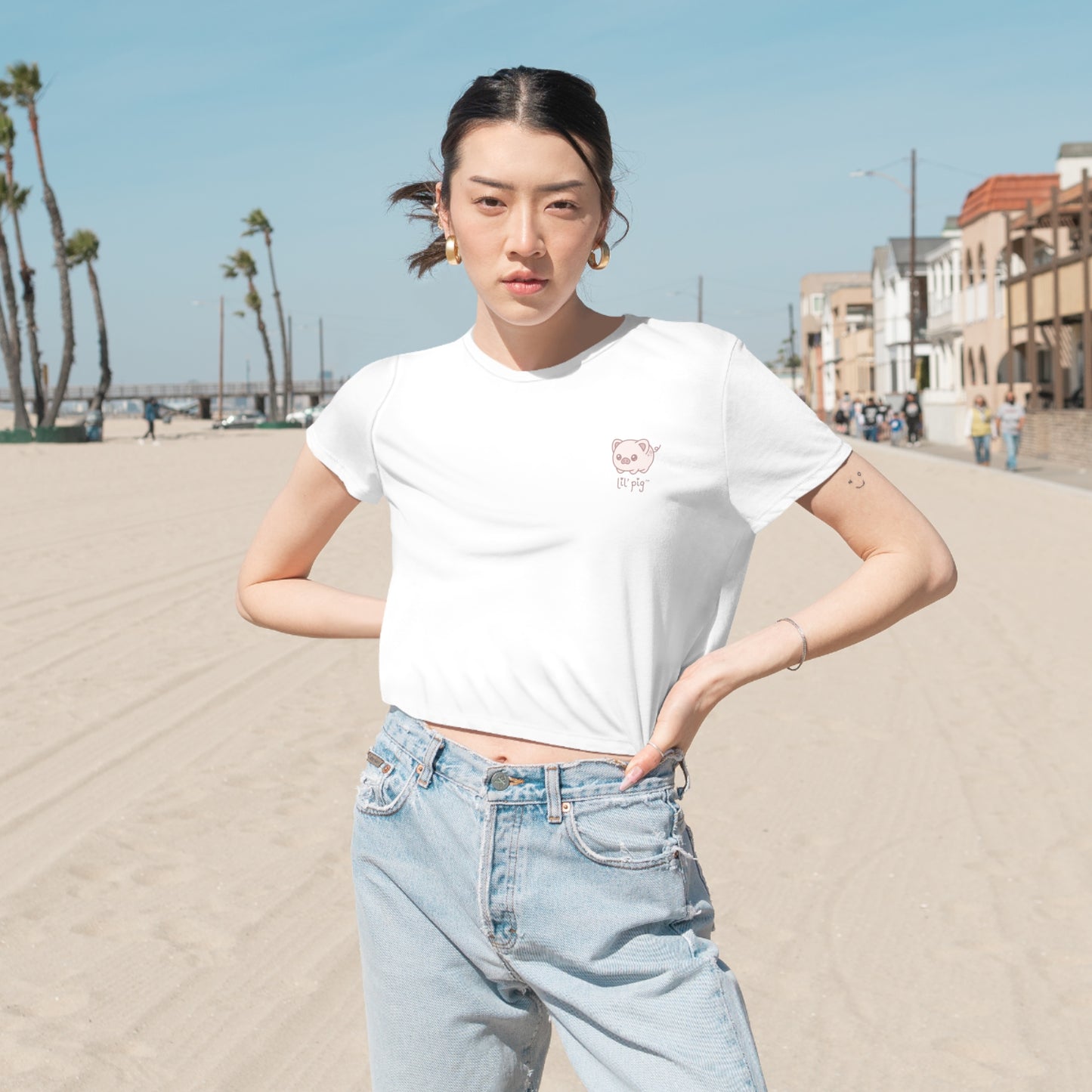 Lil' Pig Women's Flowy Cropped Tee